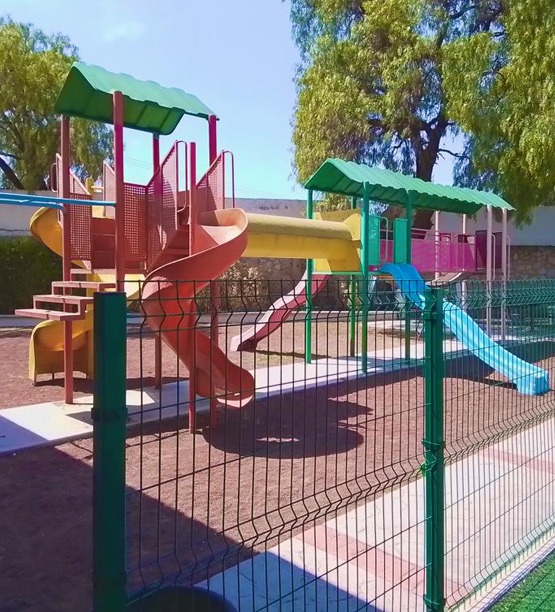 Área de juegos del Colegio Helen Keller