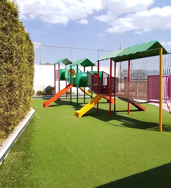 Área de juegos del Colegio Helen Keller
